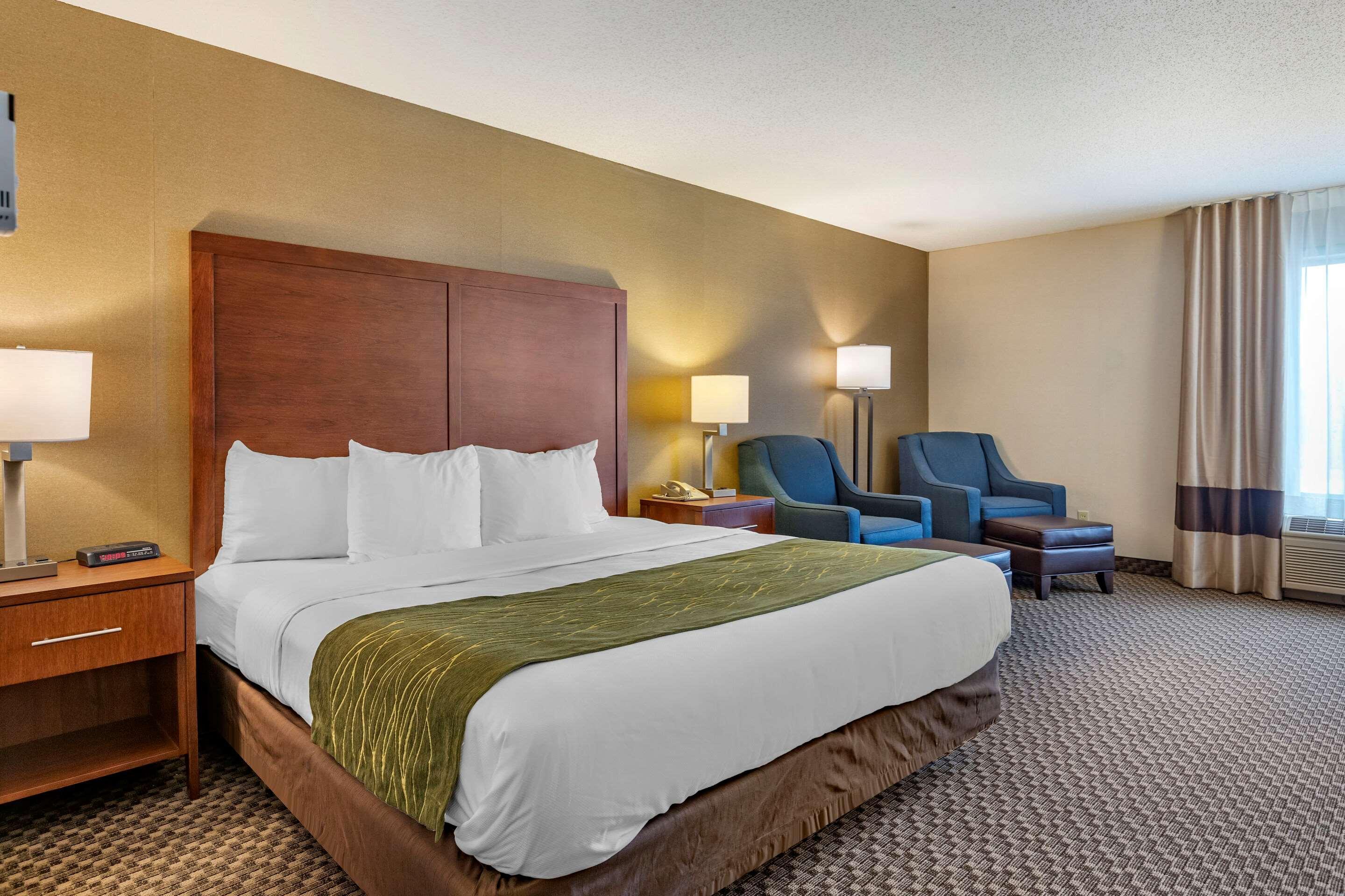 Comfort Inn Шарлът Екстериор снимка