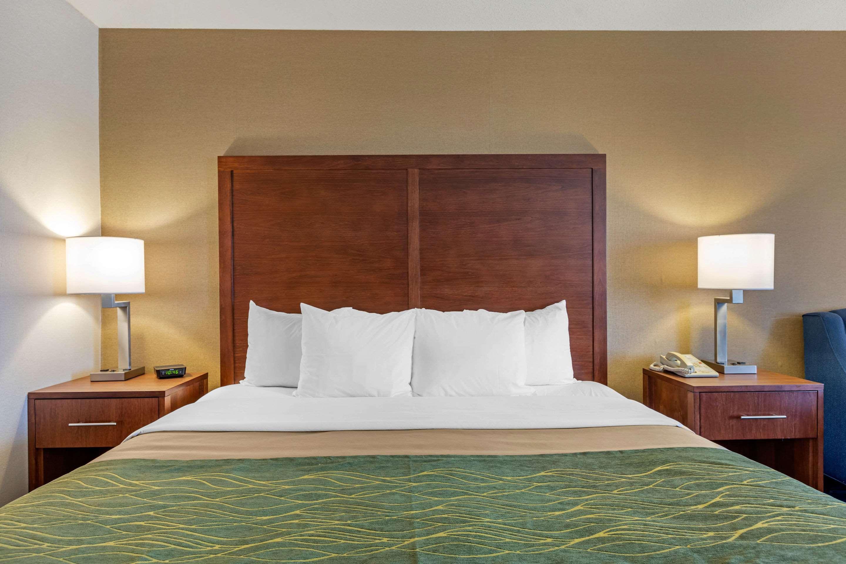 Comfort Inn Шарлът Екстериор снимка