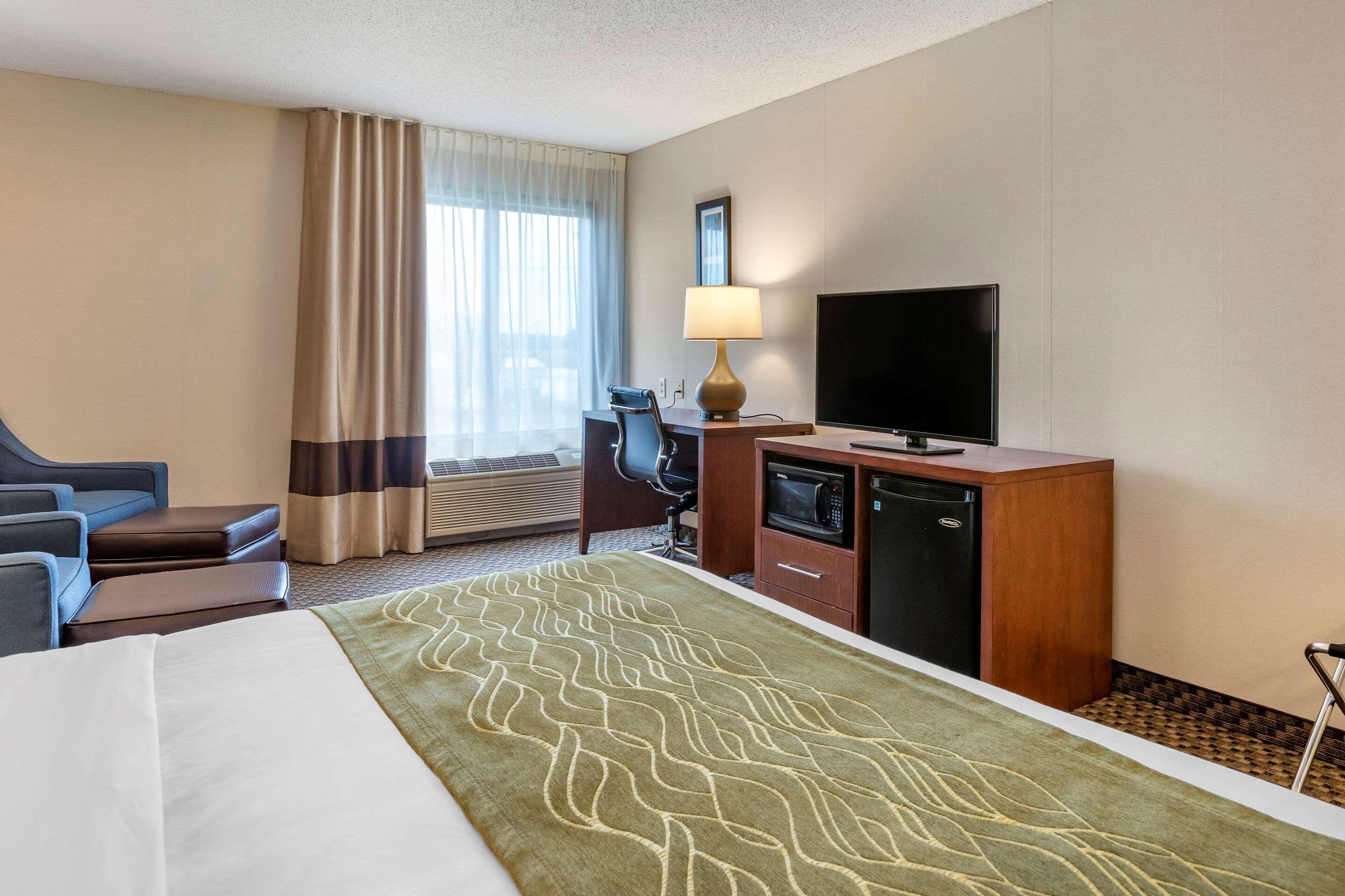 Comfort Inn Шарлът Екстериор снимка