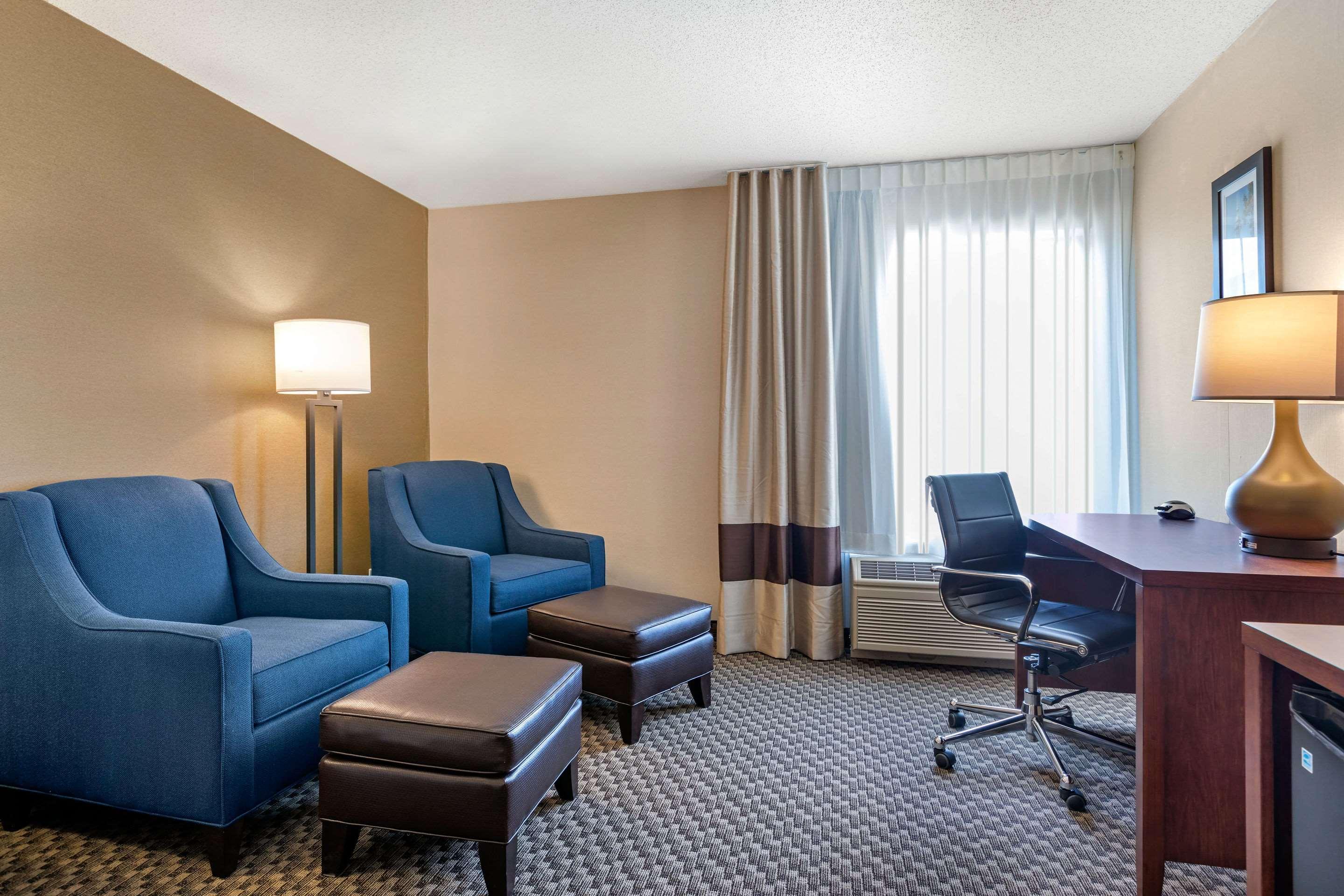 Comfort Inn Шарлът Екстериор снимка