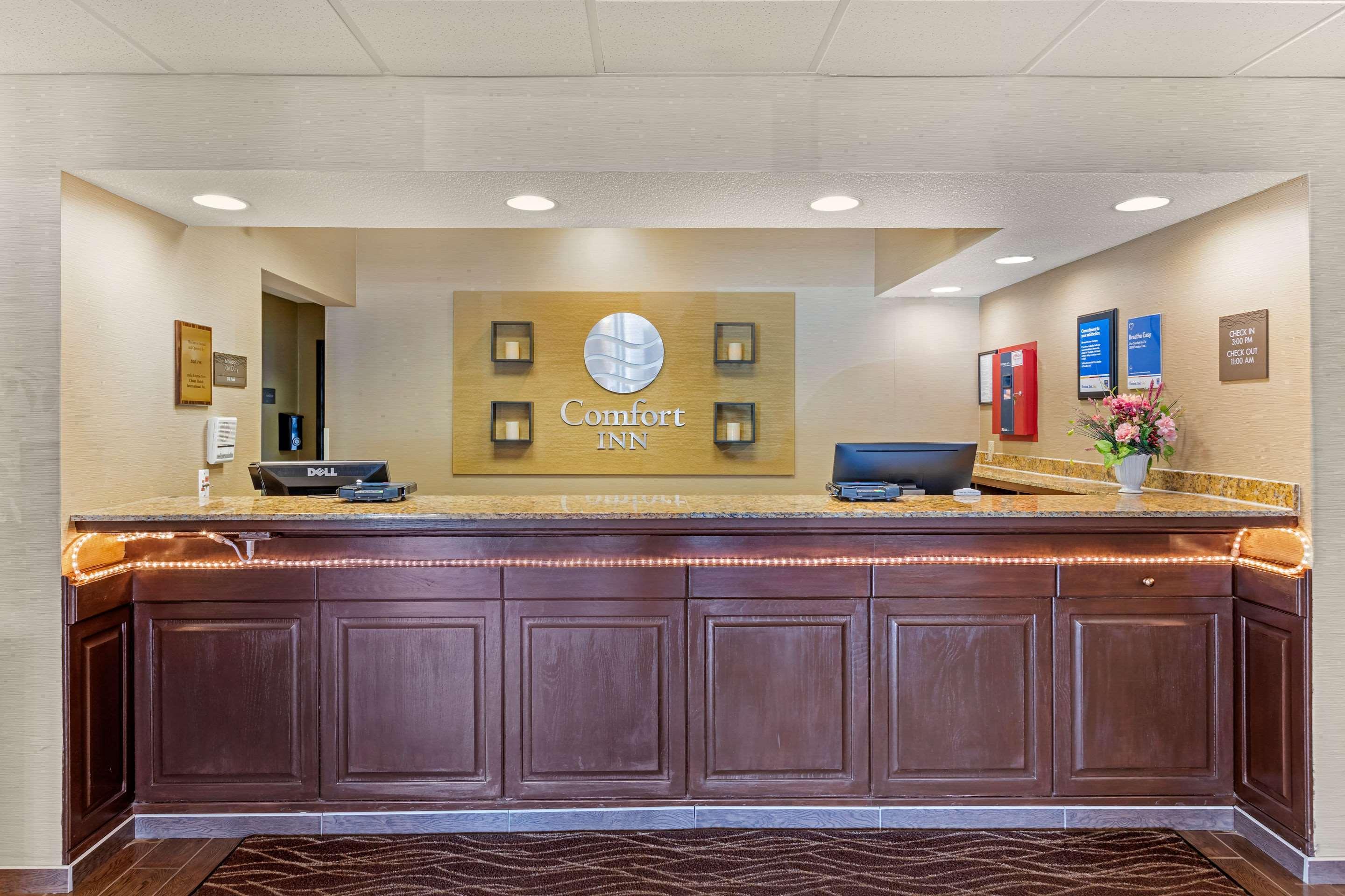 Comfort Inn Шарлът Екстериор снимка