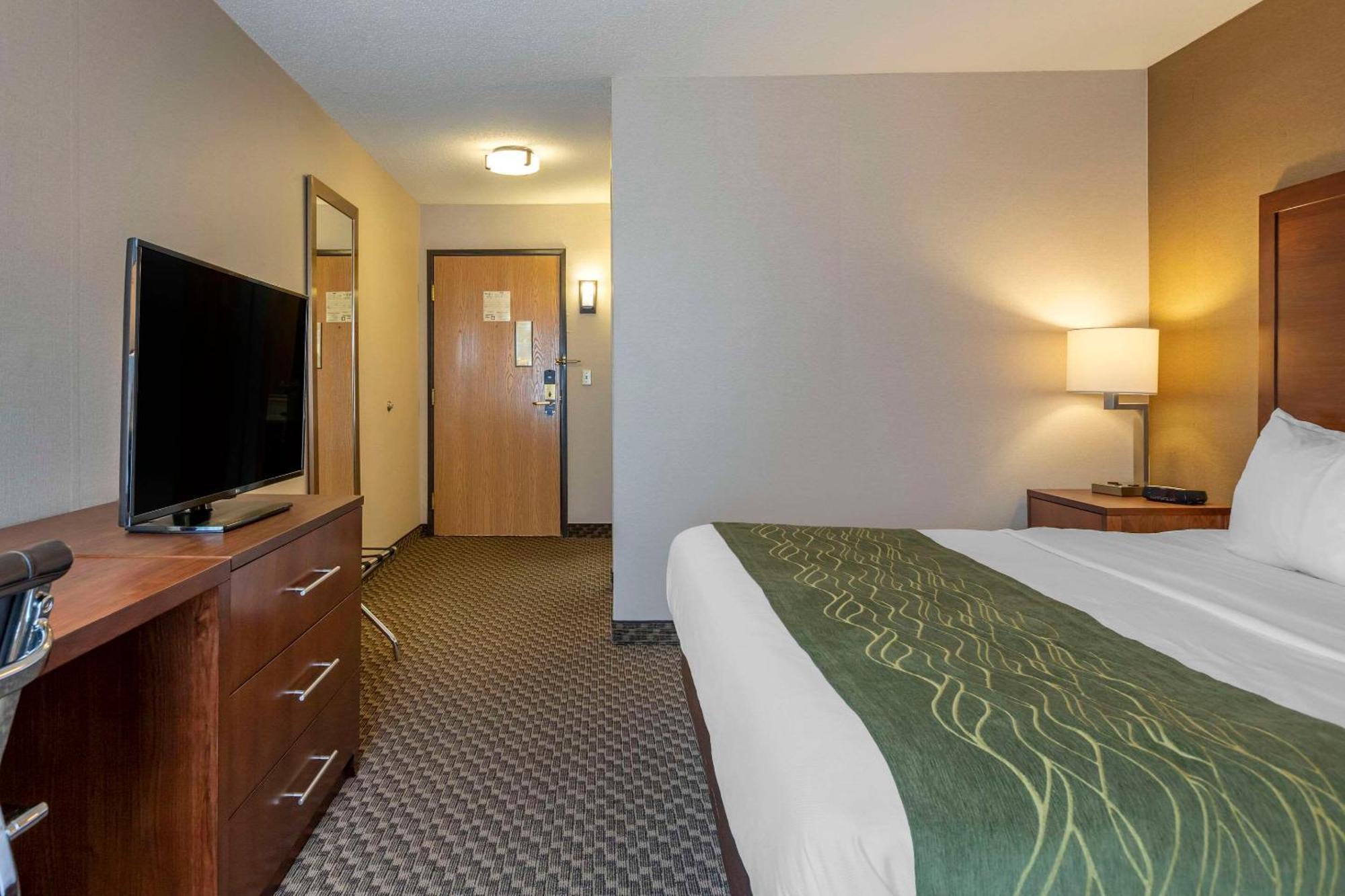 Comfort Inn Шарлът Екстериор снимка