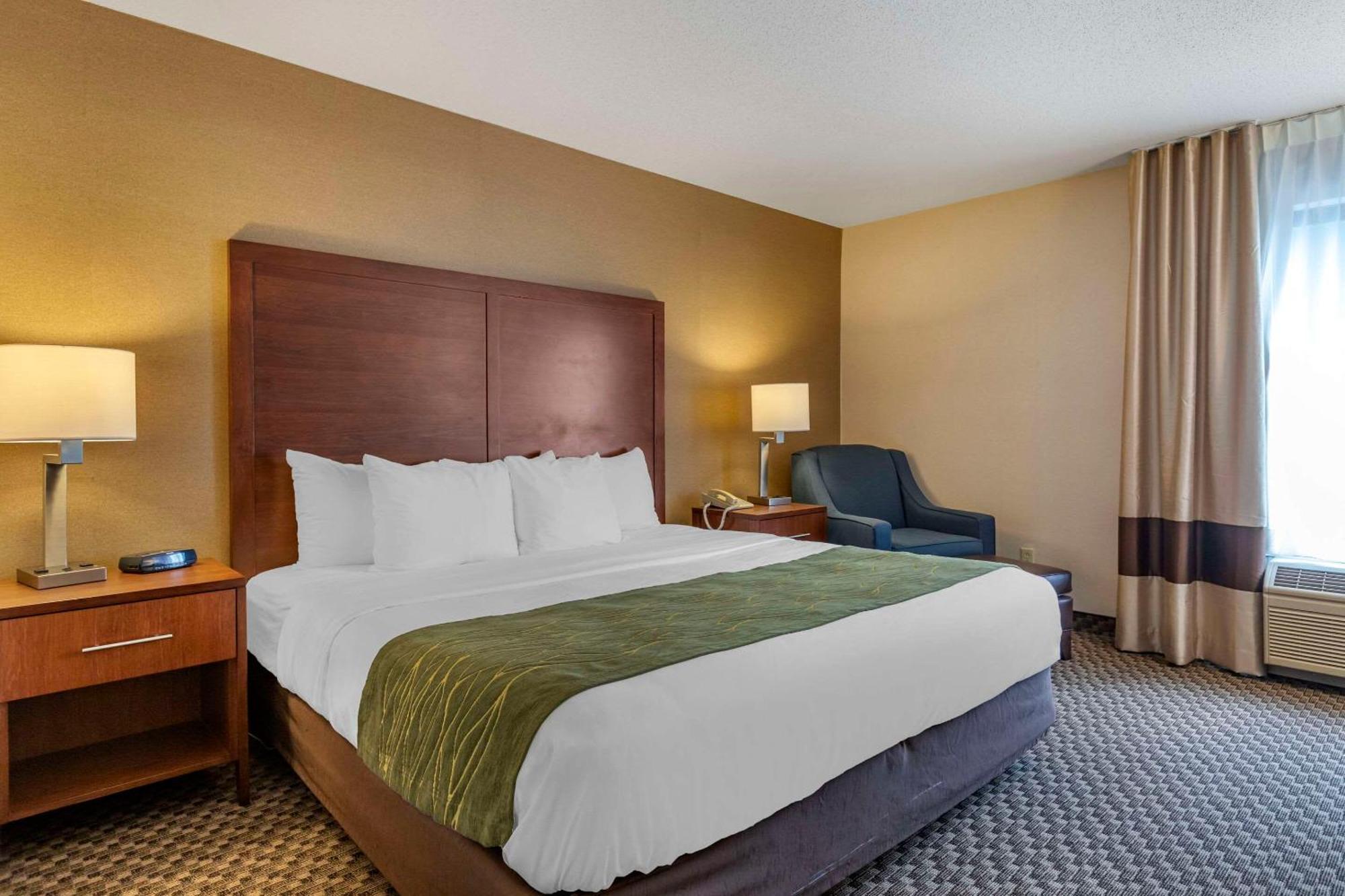 Comfort Inn Шарлът Екстериор снимка
