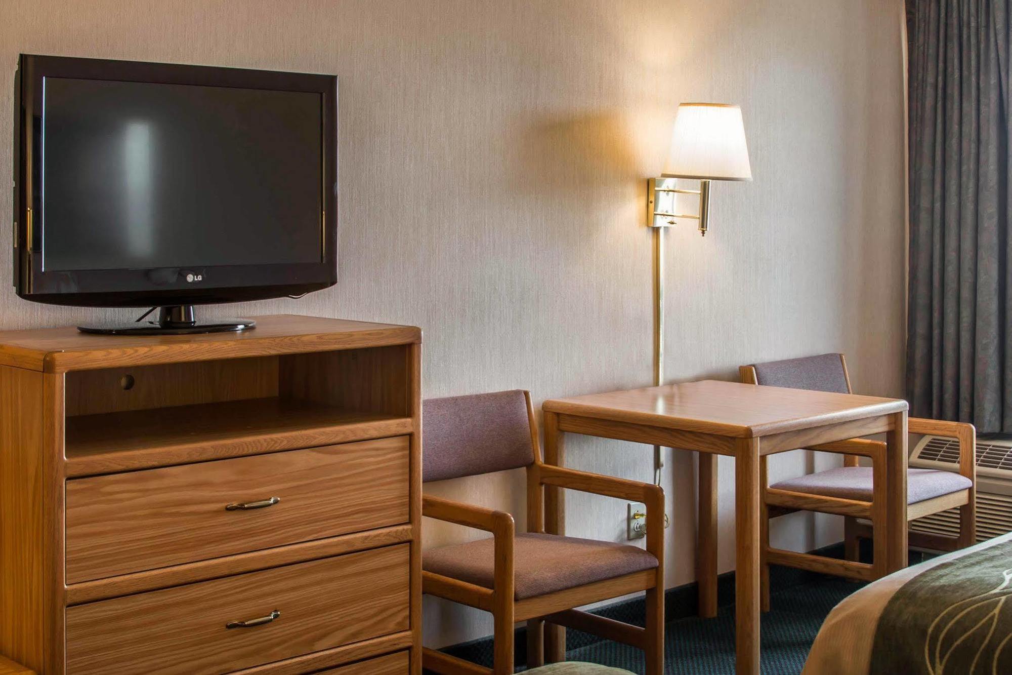Comfort Inn Шарлът Екстериор снимка